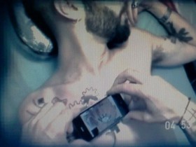 Viral Video: il primo tatuaggio animato con QR Code Viral Video: il primo tatuaggio animato con QR Code